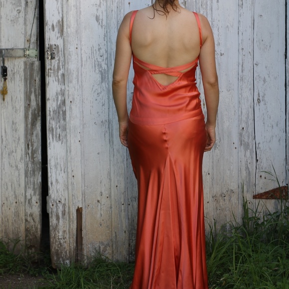 Coral Silky 1920s Evening Gown - Picture 2 of 5